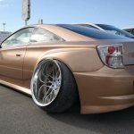 Car with negative camber