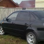 What is included in the basic package of the Lada Granta