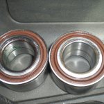 Step bearings for cars